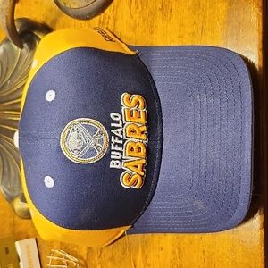 Buffalo Sabres Hat NWT